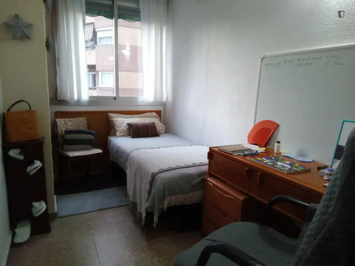 Apartament de lloguer a En Corts - Doctor Waksman