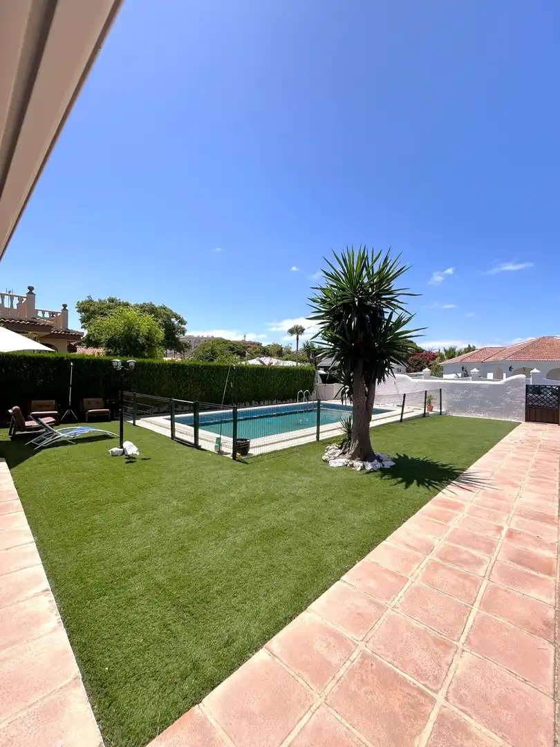 Chalet con piscina en venta en Malvasía, imagen 26