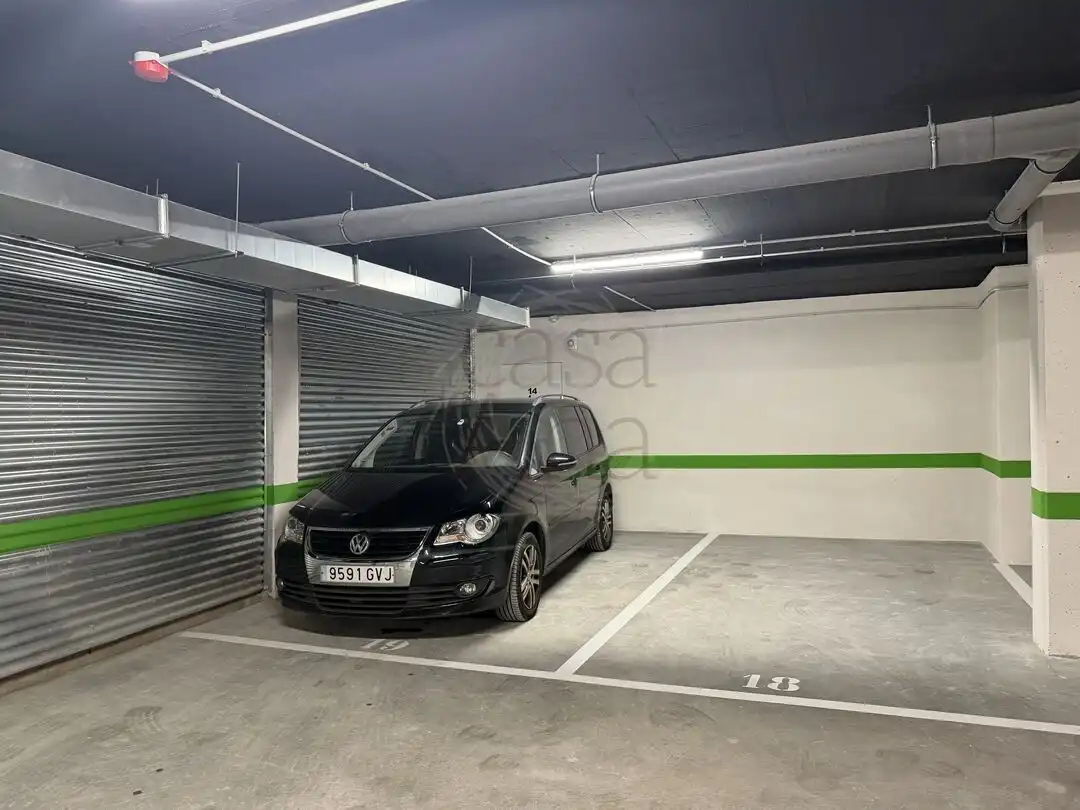 Parking de Piso de alquiler en Bilbao  con Calefacción y Trastero