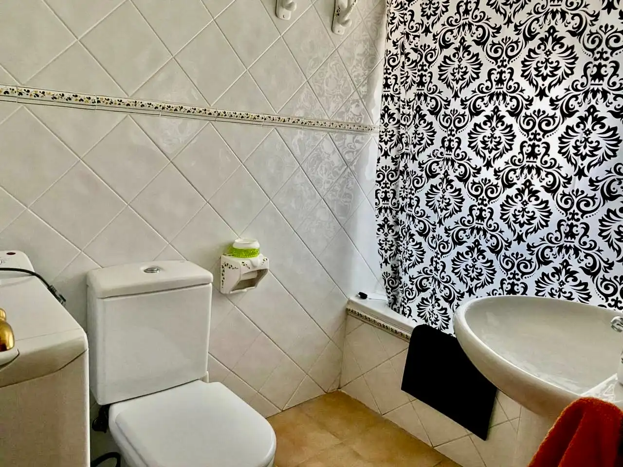 Baño de Casa o chalet en venta en Elda con Aire acondicionado, Jardín privado y Terraza