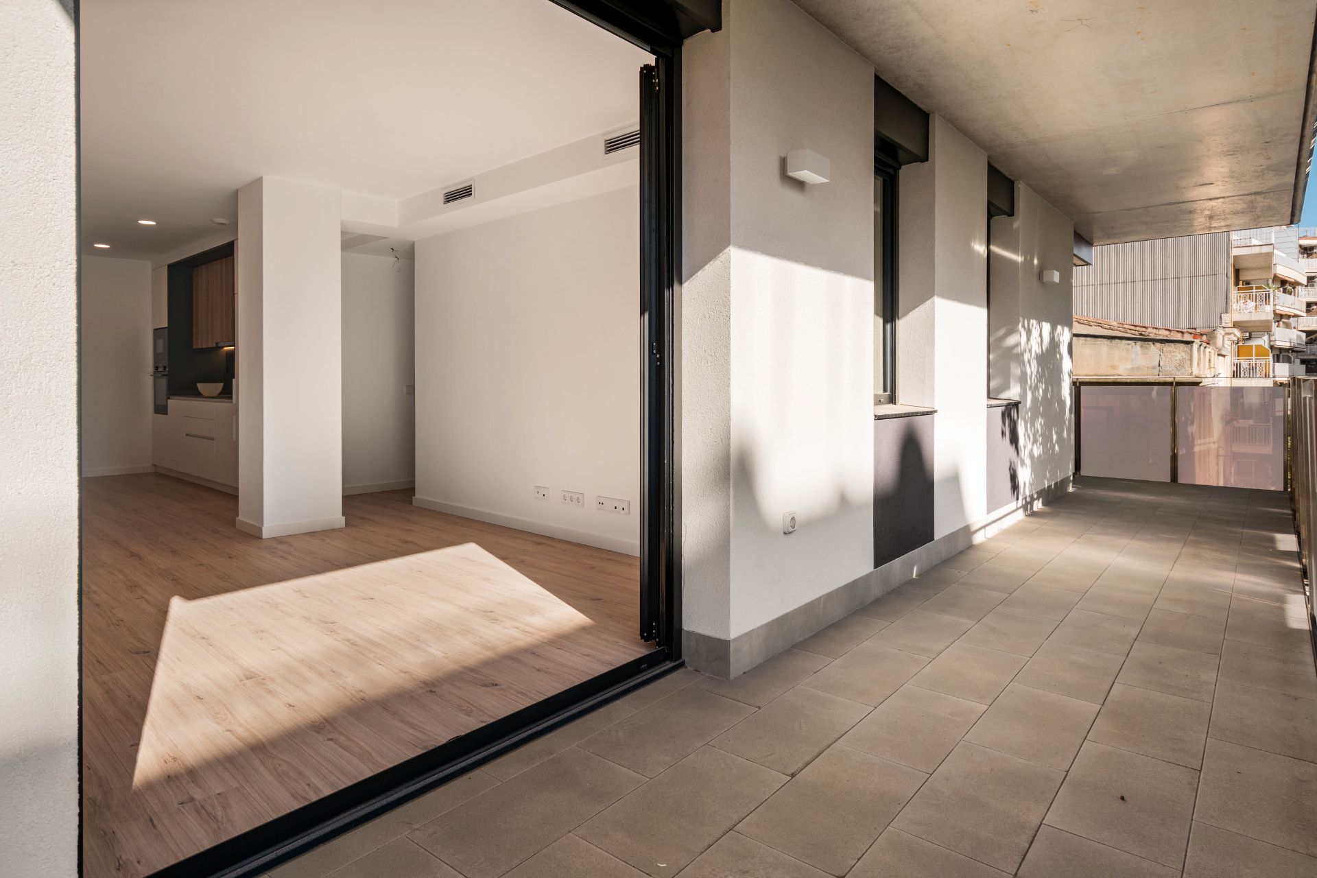 Flat for sale in Badalona  with Air Conditioner, Heating and Parquet flooring