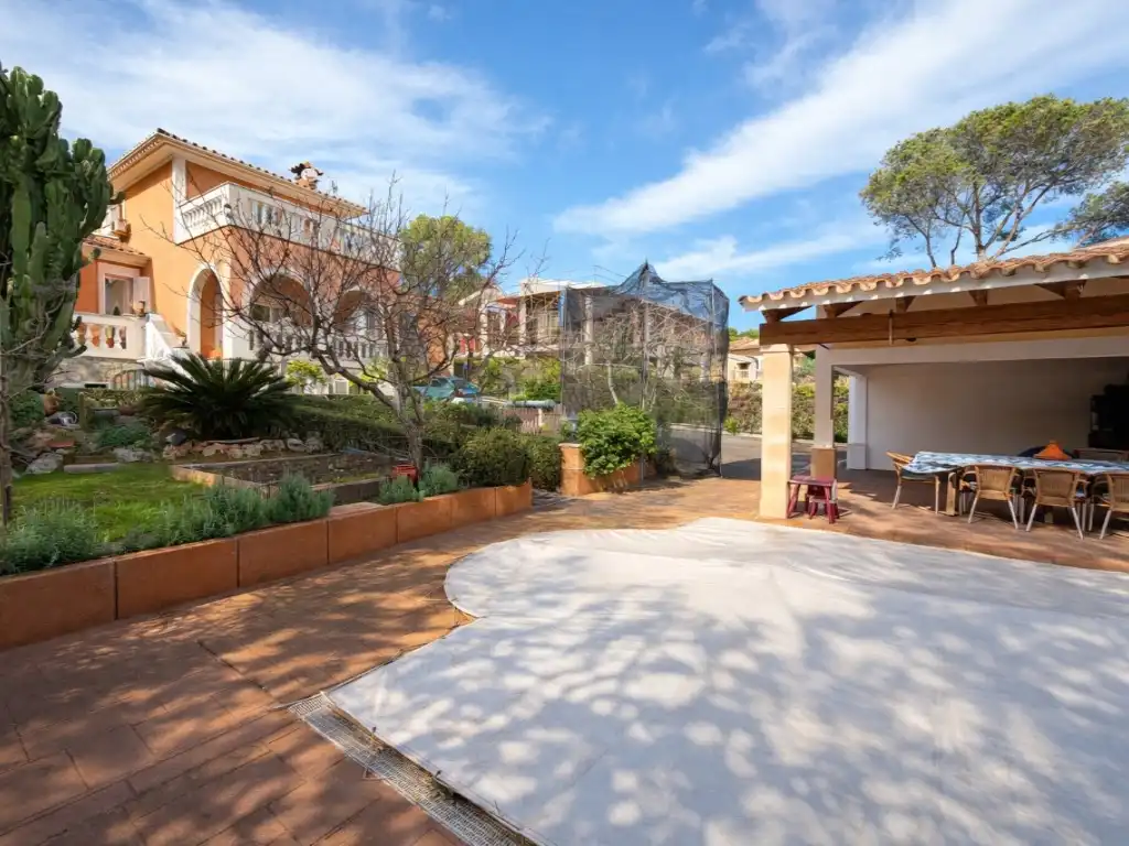 Chalet con terraza en venta en Gran Via Menorca /S. Ponsa, imagen 2