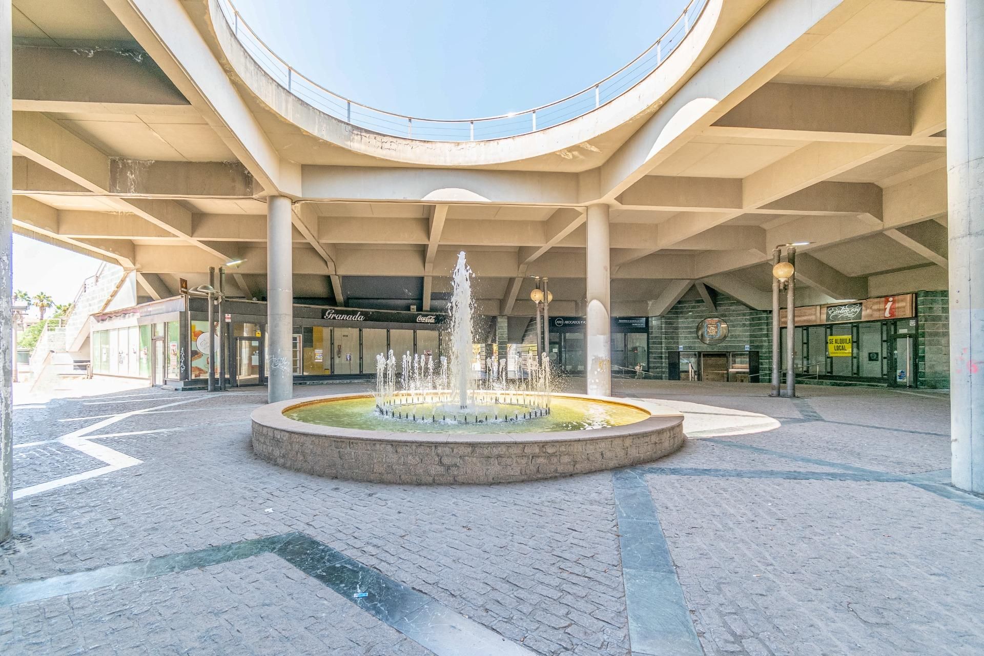 Piso en venta en  Granada Capital con Aire acondicionado