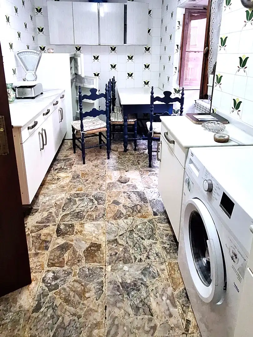 Kitchen of Houses for sale in Aguilar de Campoo  with Balcony