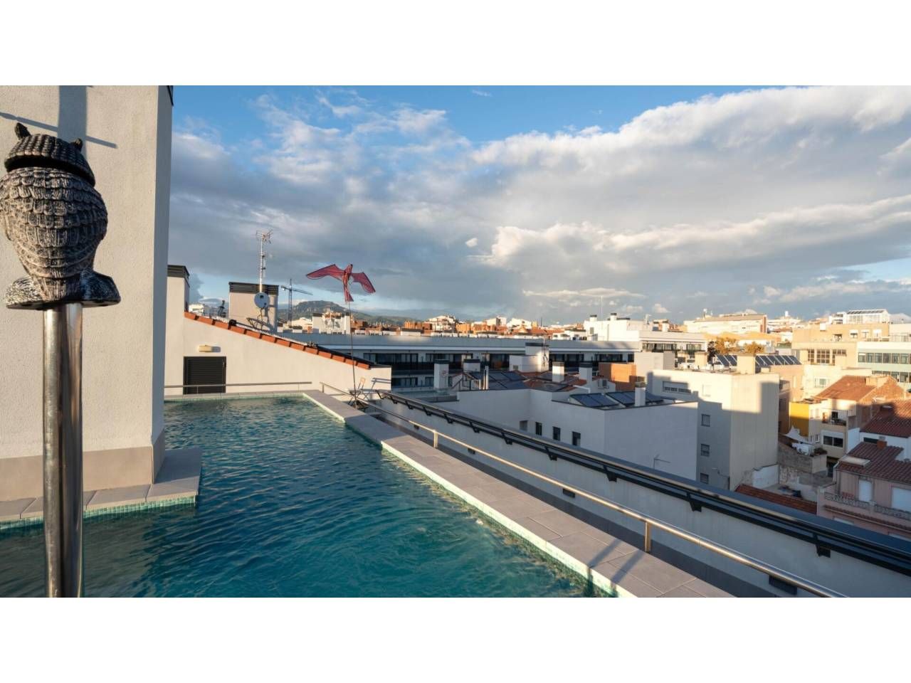 Swimming pool of Flat for sale in Terrassa  with Air Conditioner, Heating and Parquet flooring