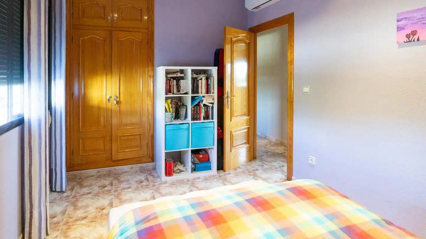 Habitación de Casa o chalet en venta en Crevillent con Aire acondicionado, Jardín privado y Terraza