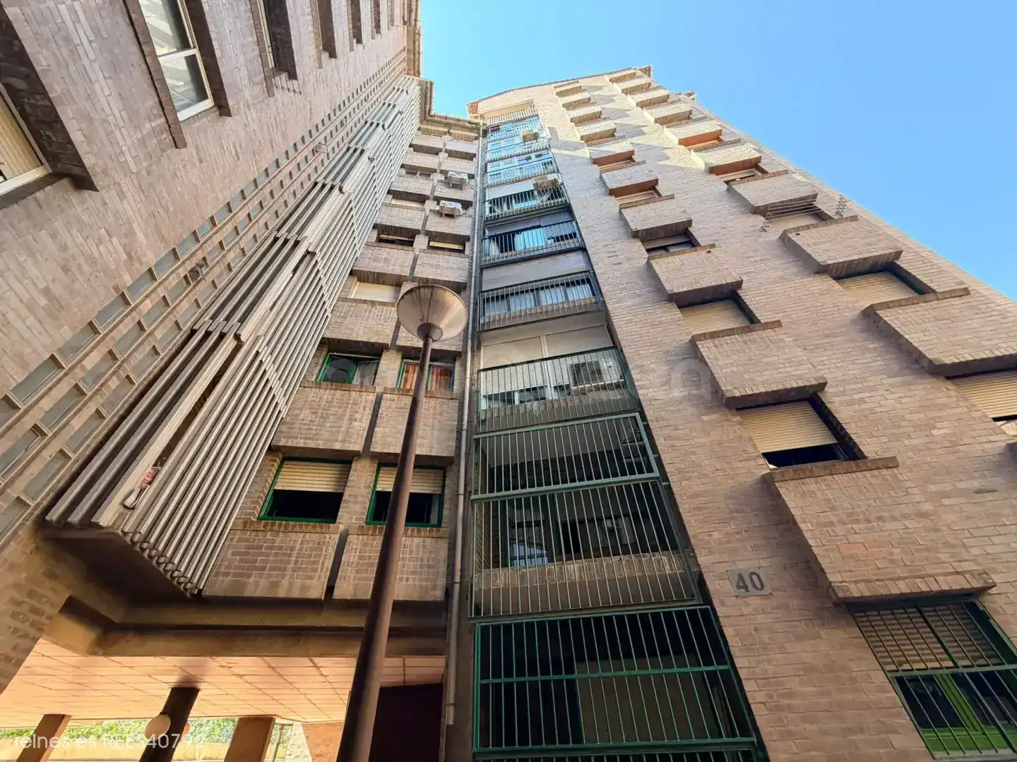 Vista exterior de Pis en venda en Zaragoza amb Calefacció i Moblat