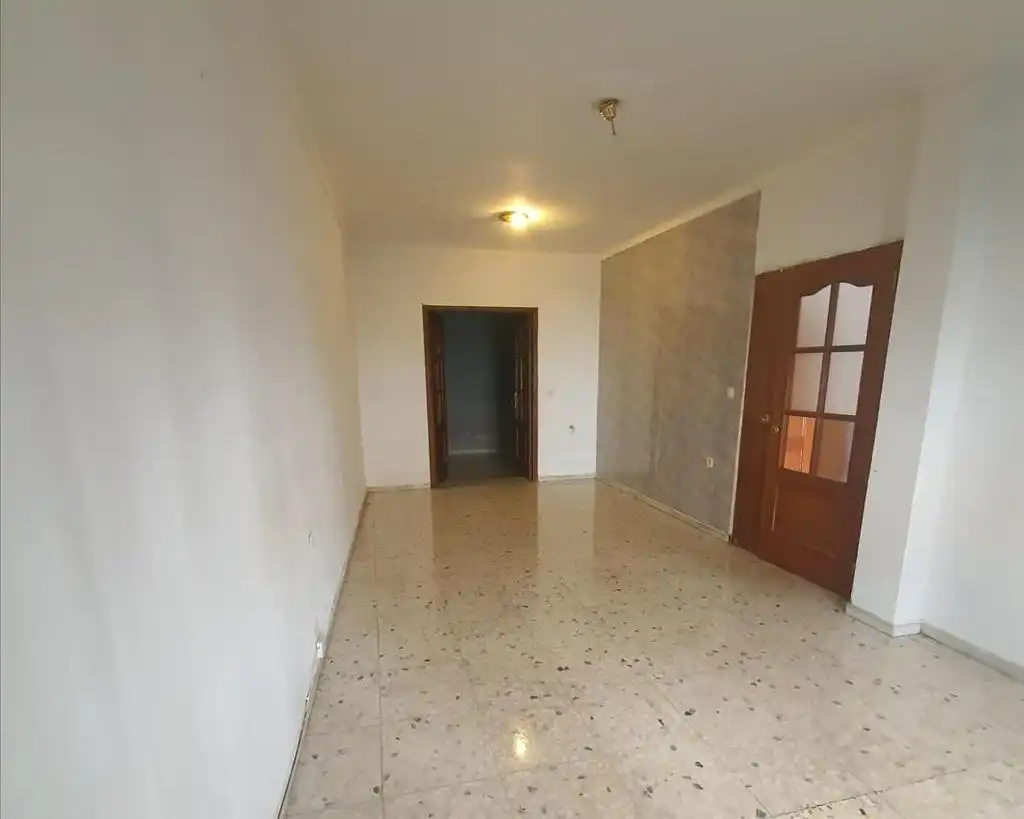 Casa adosada en venda en Marchena