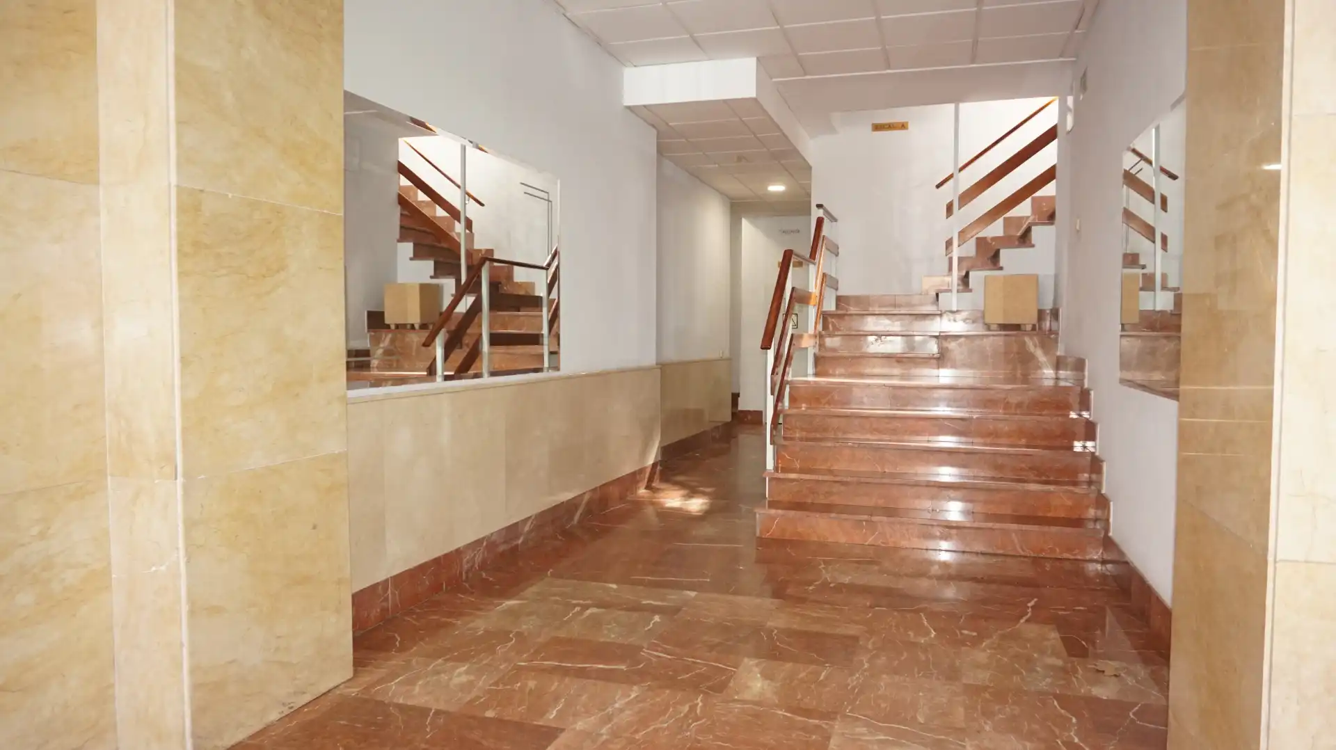 Wohnung zum Verkauf in Madrid mit Klimaanlage, Heizung und Terrasse