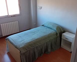 Bedroom of Apartment to share in  Madrid Capital  with Air Conditioner, Heating and Furnished