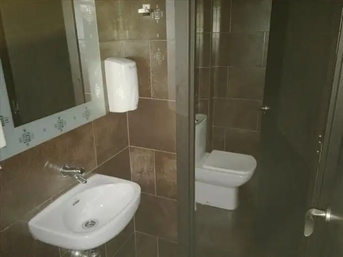 Local comercial en venta en El Carbayedo - El Quirinal, imagen 6