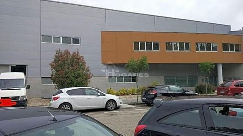 Foto 2 von Fabrikhallen zur Miete in Rúa 2, 12, Puerta, Bembrive, Vigo
