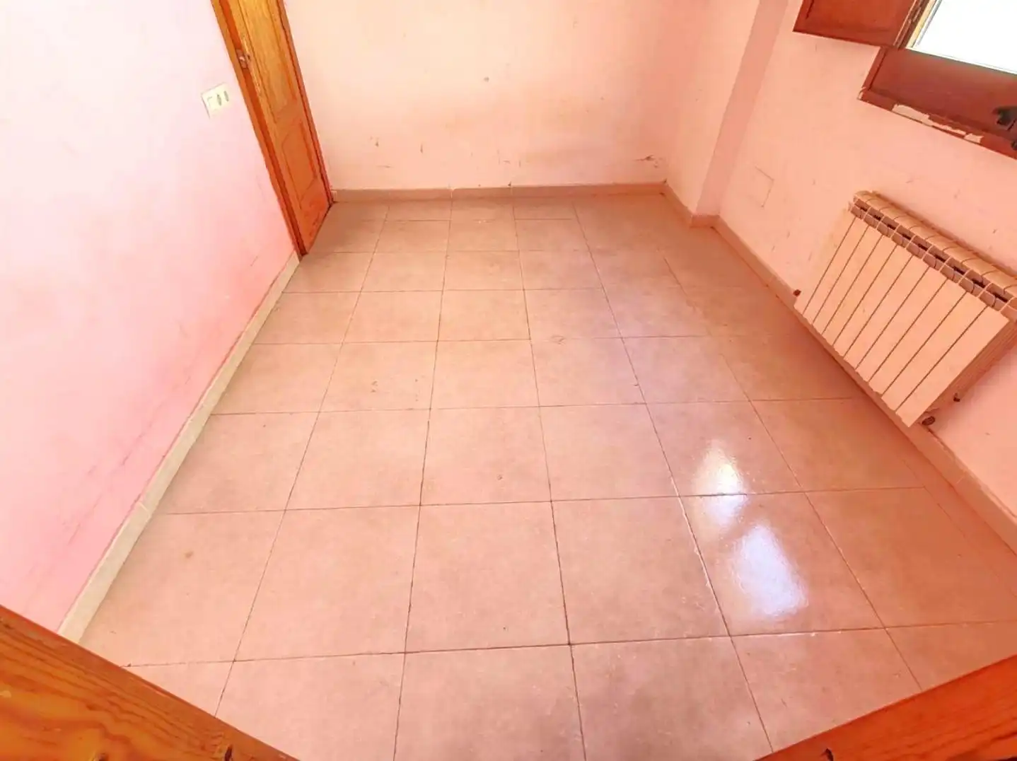 Schlafzimmer von Einfamilien-Reihenhaus zum Verkauf in Cabanes (Girona) mit Heizung und Balkon