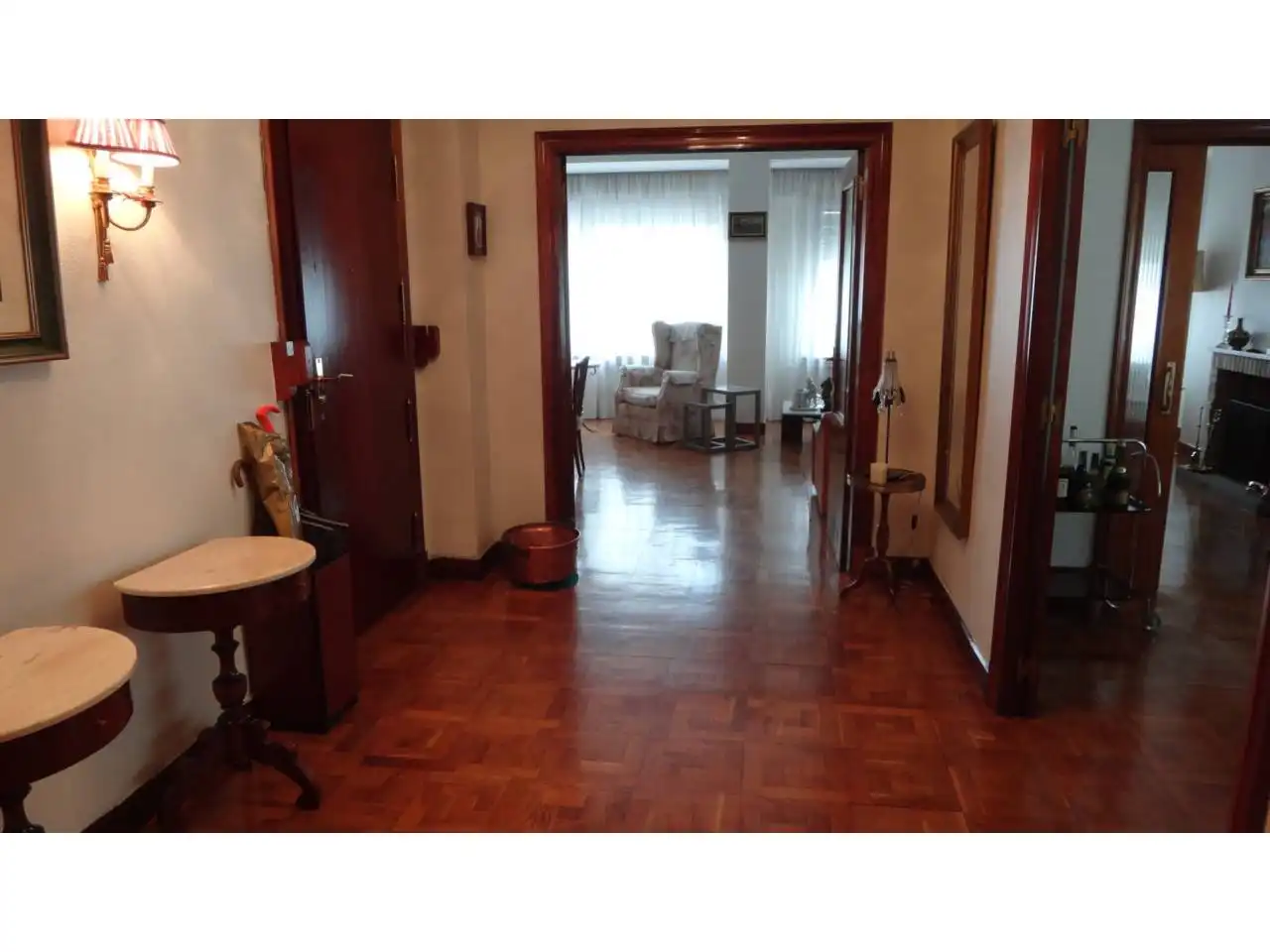 Piso en venta en  Pamplona / Iruña con Calefacción, Parquet y Trastero