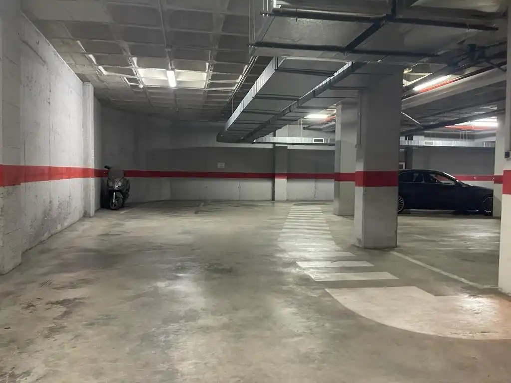 Aparcamiento en venta en Calle de la Virgen del Pilar 24, imagen 5