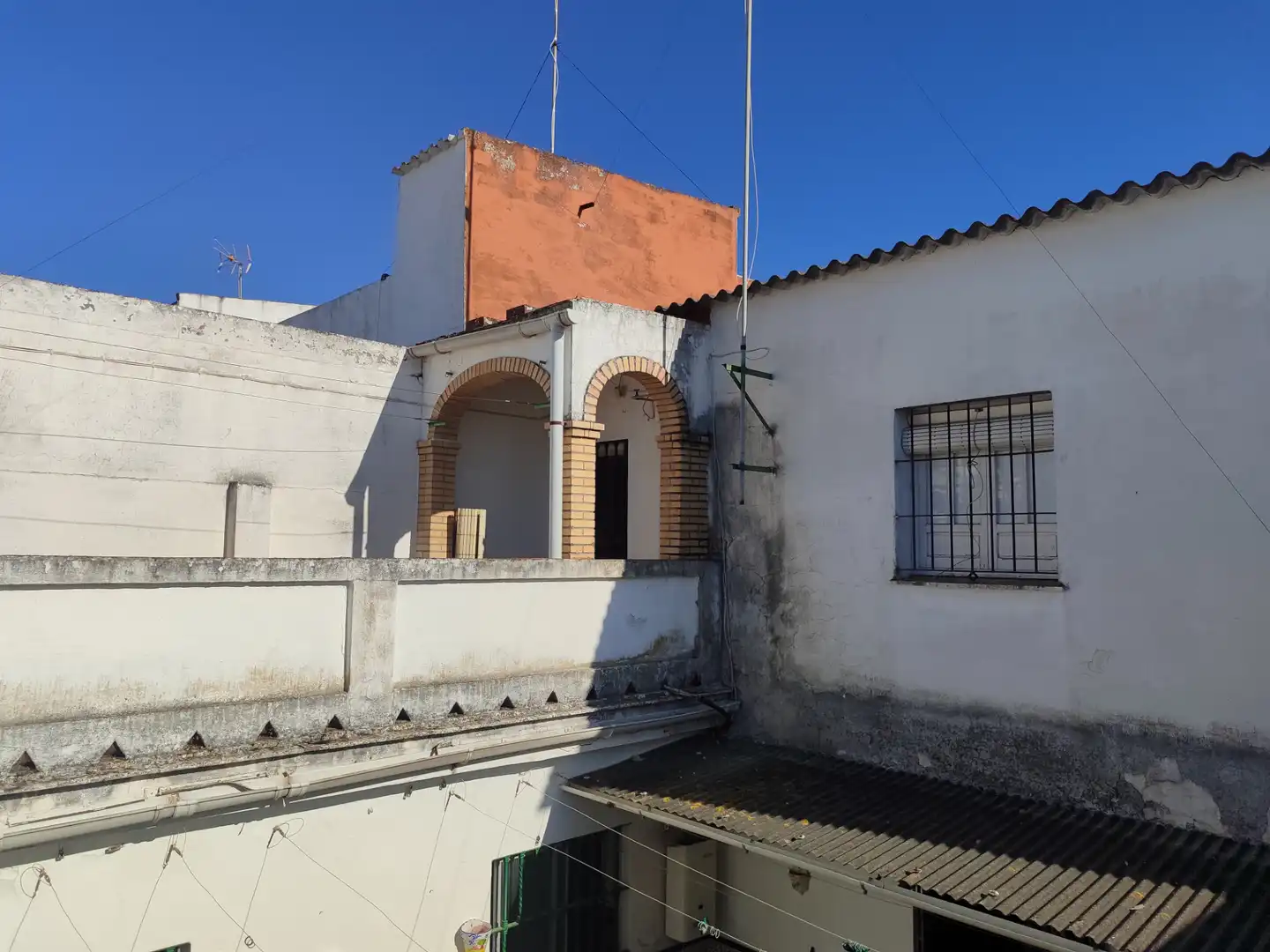 Vista exterior de Casa o chalet en venta en Utrera con Aire acondicionado, Terraza y Amueblado