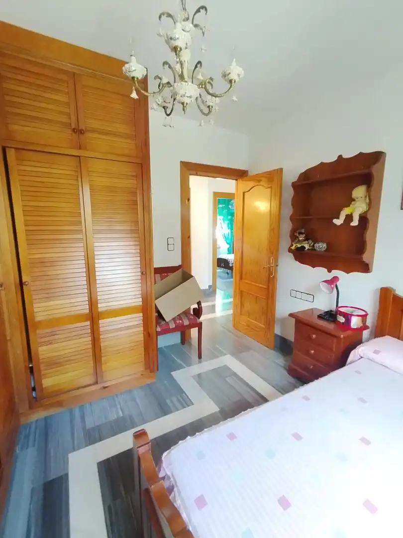 Chalet con piscina en venta en Calle de la Adelfa, imagen 57