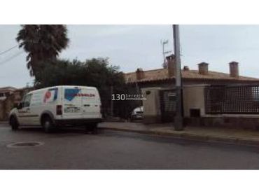 Casa amb jardí en venda a Calle Pau Casals