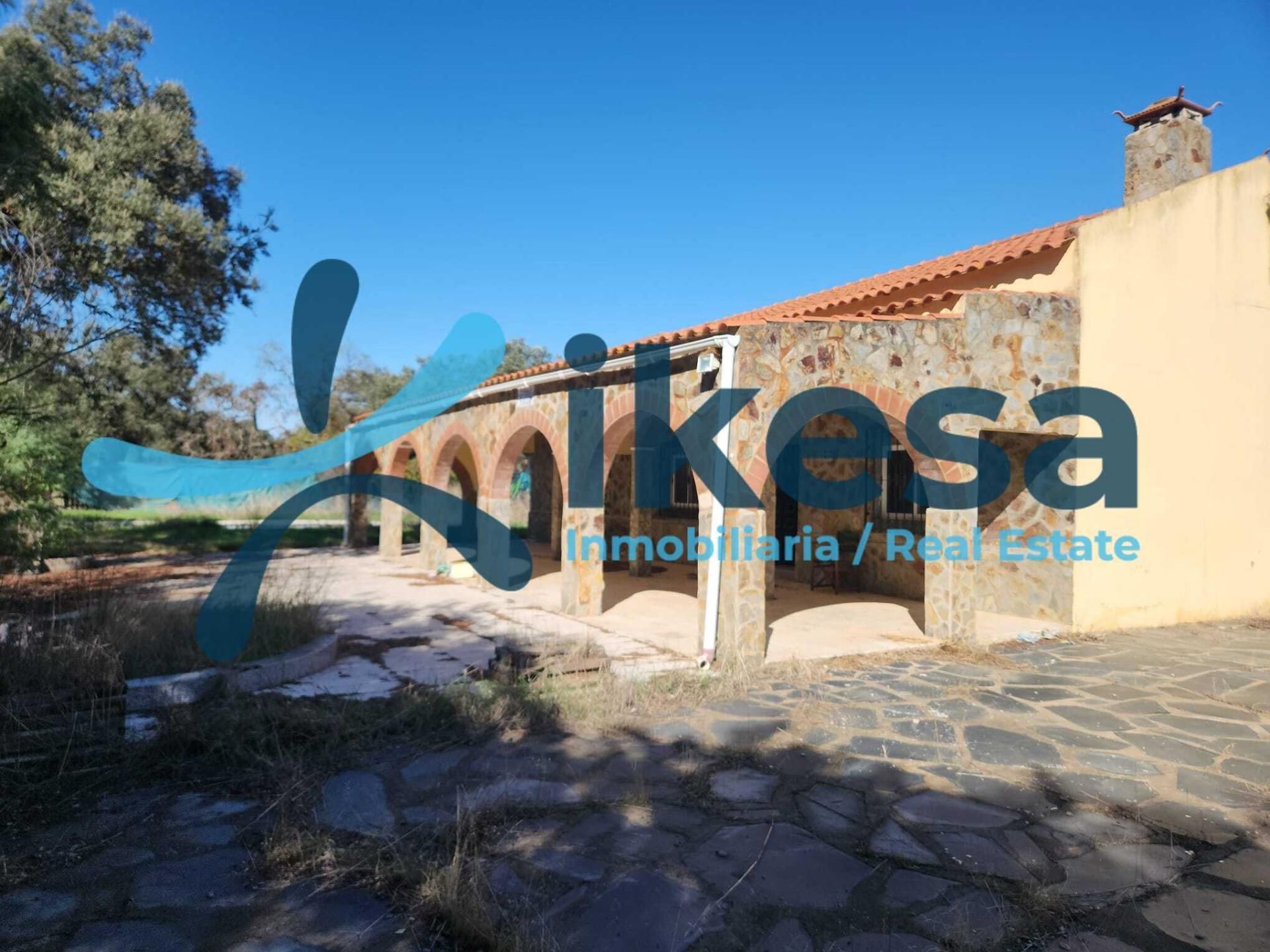 Exterior view of House or chalet for sale in Badajoz Capital