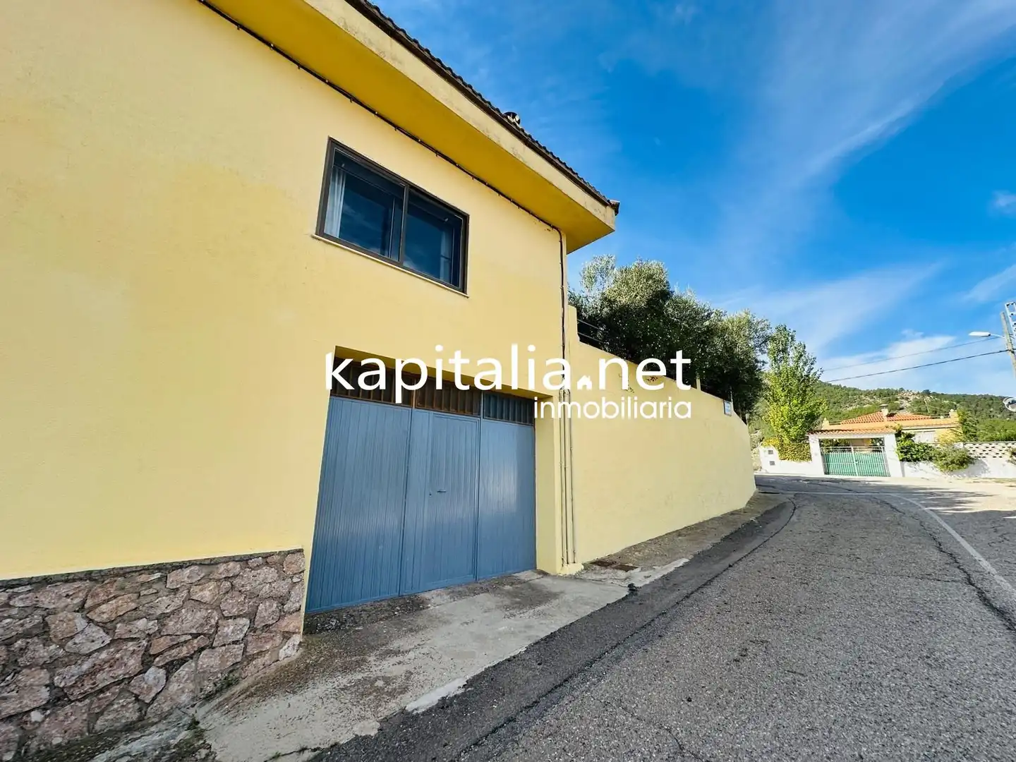 Vista exterior de Casa o chalet en venta en La Font de la Figuera con Calefacción, Jardín privado y Trastero