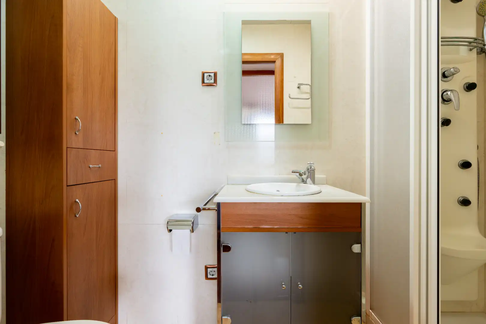 Bathroom of Flat for sale in Gràcia