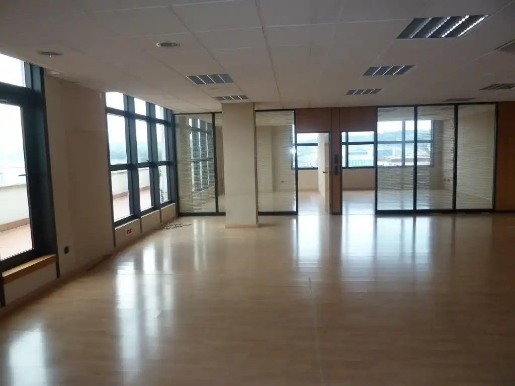 Oficina en venda en A Coruña Capital  amb Aire condicionat, Calefacció i Terrassa