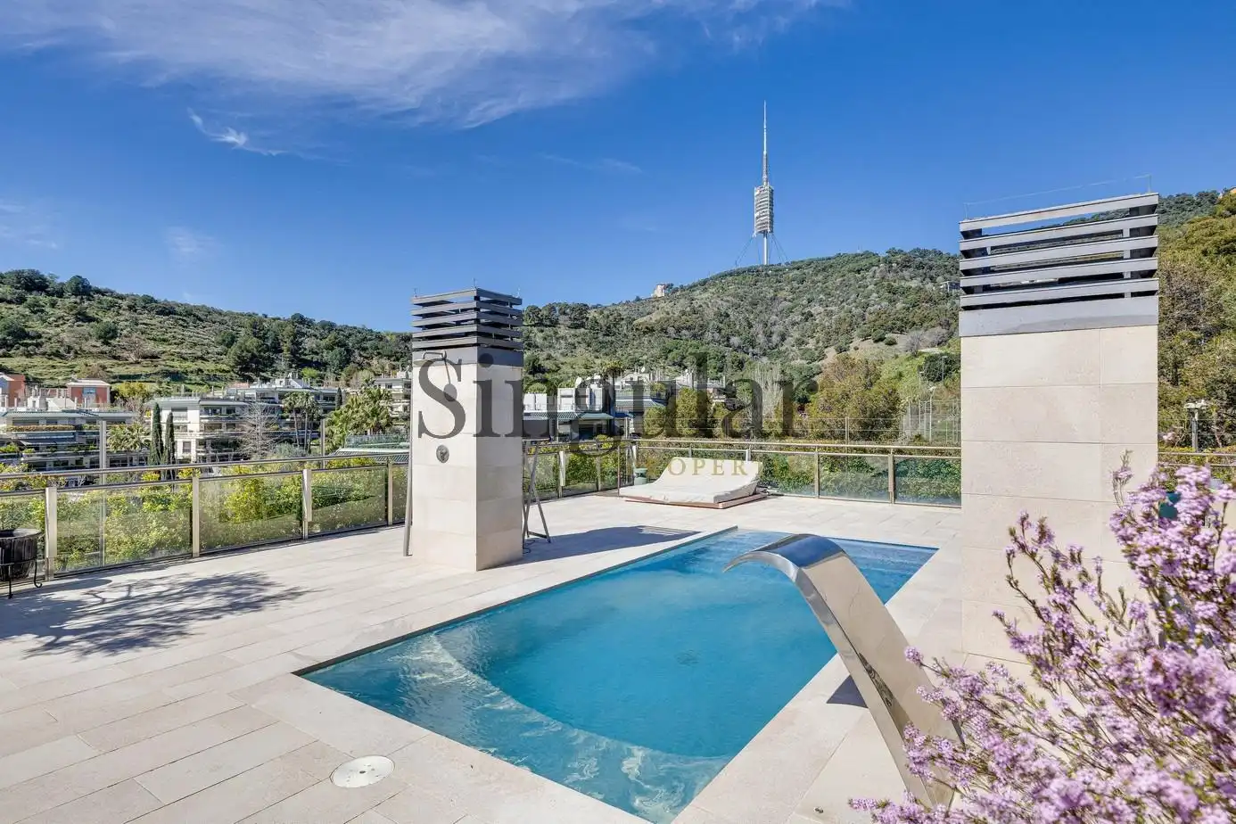 Swimming pool of Flat for sale in  Barcelona Capital  with Air Conditioner, Private garden and Terrace