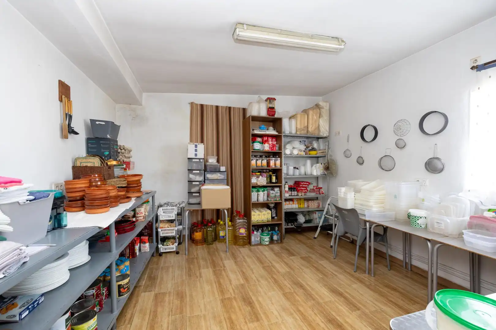 Local en venta en Huélago