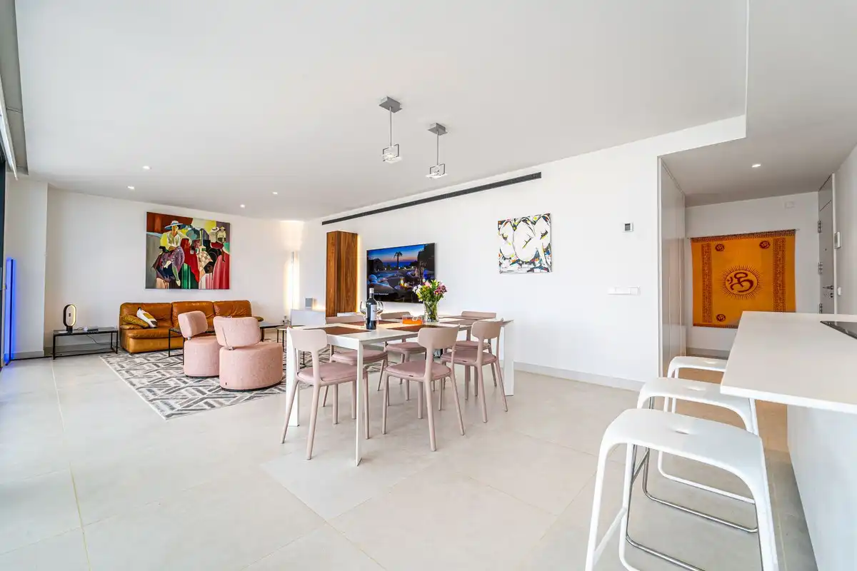Sala de estar de Apartamento en venta en Fuengirola con Aire acondicionado, Trastero y Piscina comunitaria