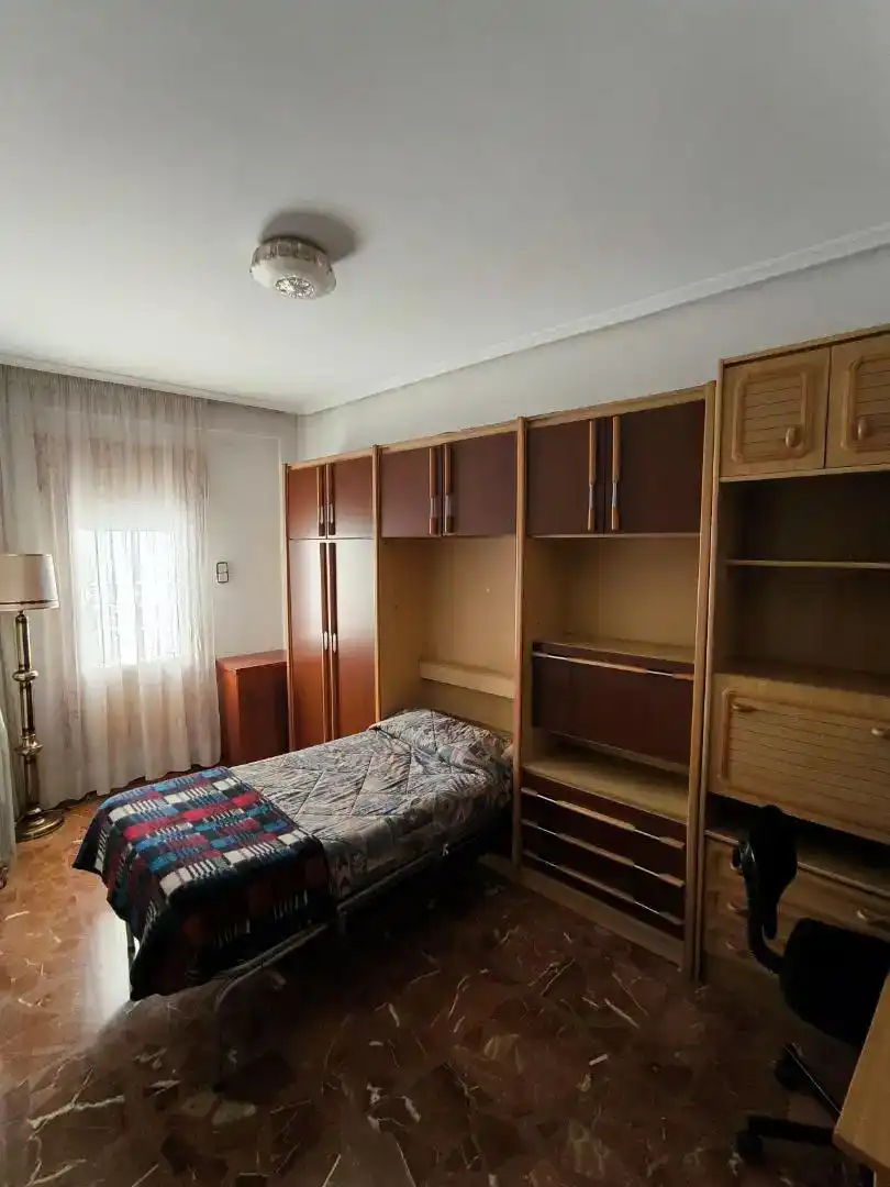 Habitación de Casa adosada de alquiler en Fuentes de Ebro, Zaragoza