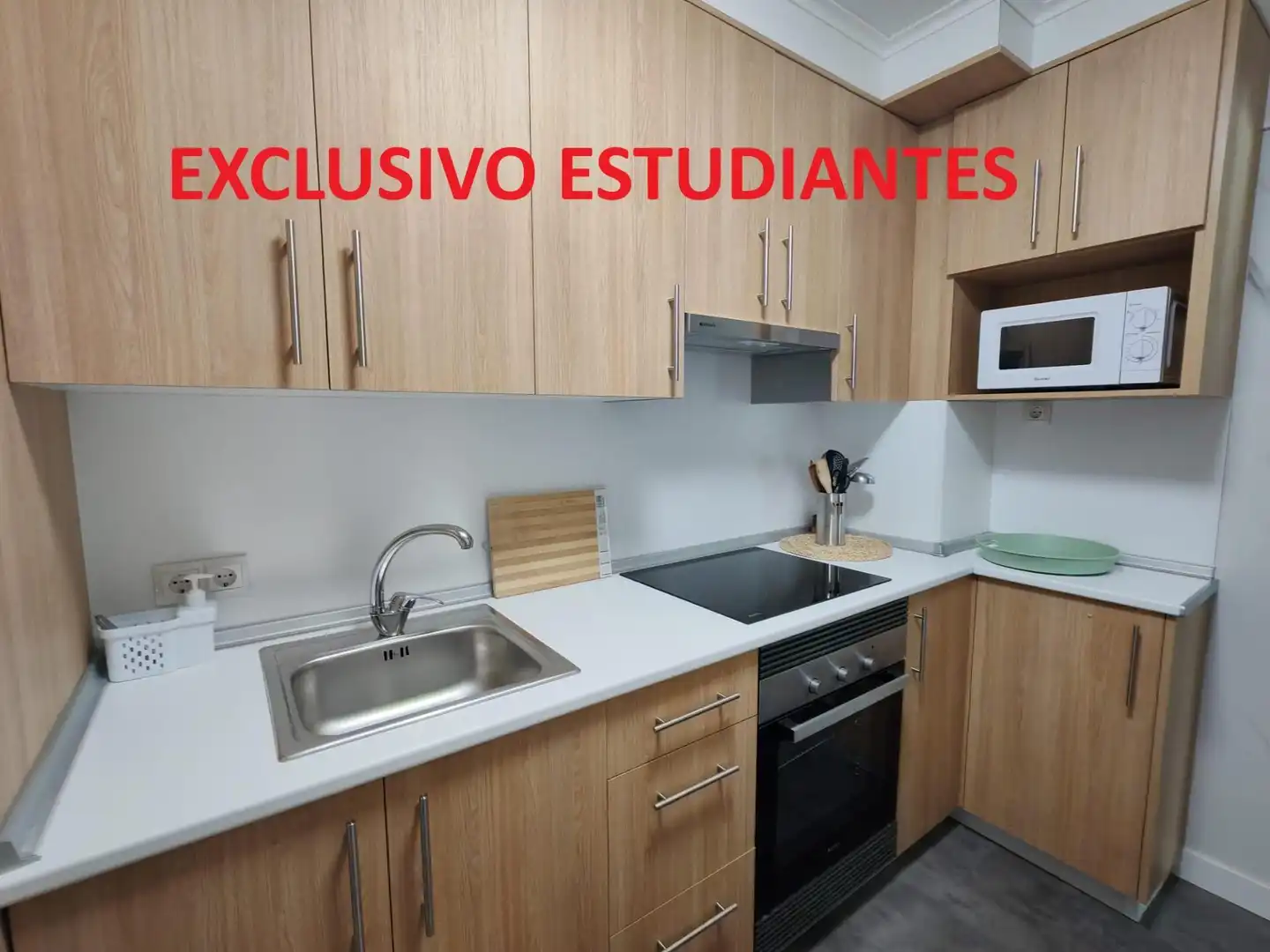 Kitchen of Flat for rent in Vigo   with Terrace, Furnished and Balcony