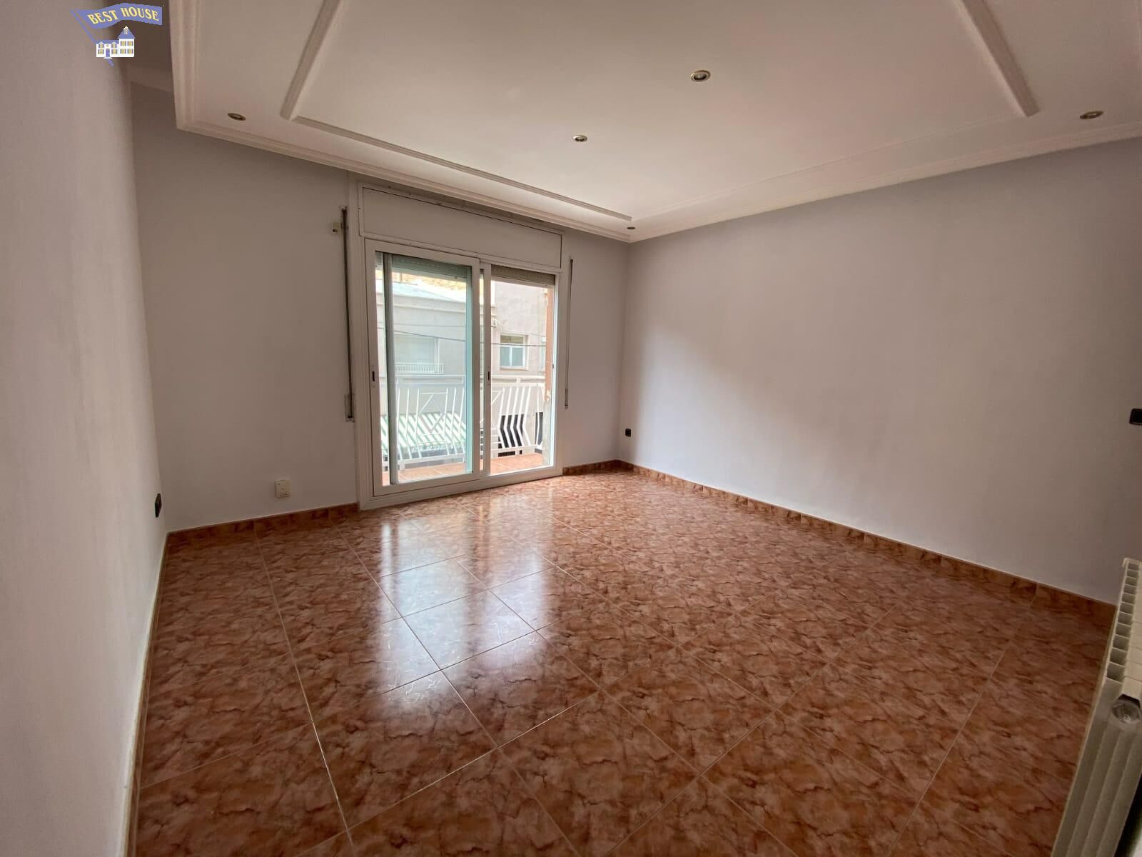 Habitación de Piso en venta en Sabadell con Calefacción y Balcón