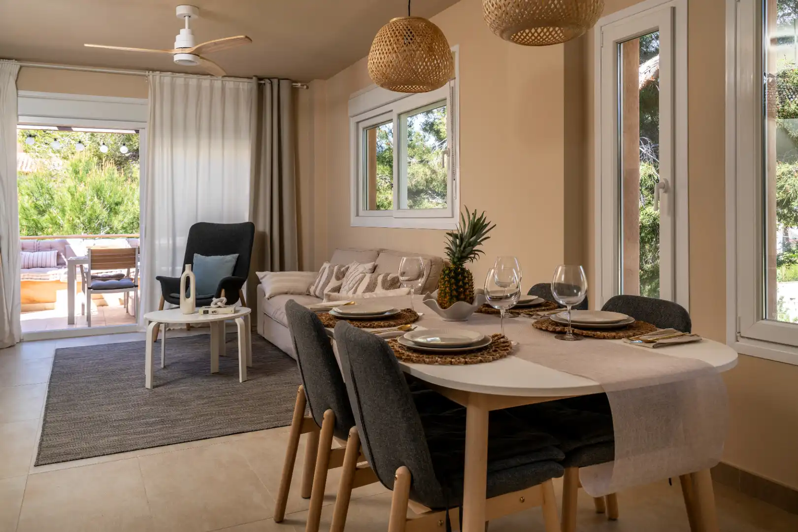 Menjador de Apartament en venda en Moraira amb Aire condicionat, Calefacció i Jardí privat