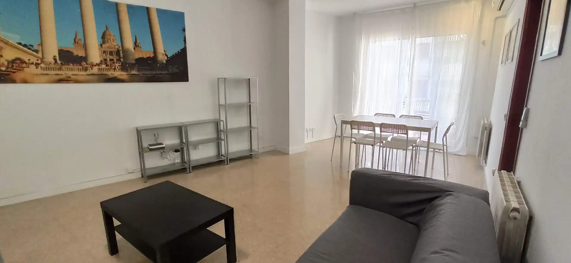Sala de estar de Piso para compartir en  Barcelona Capital con Aire acondicionado, Calefacción y Amueblado