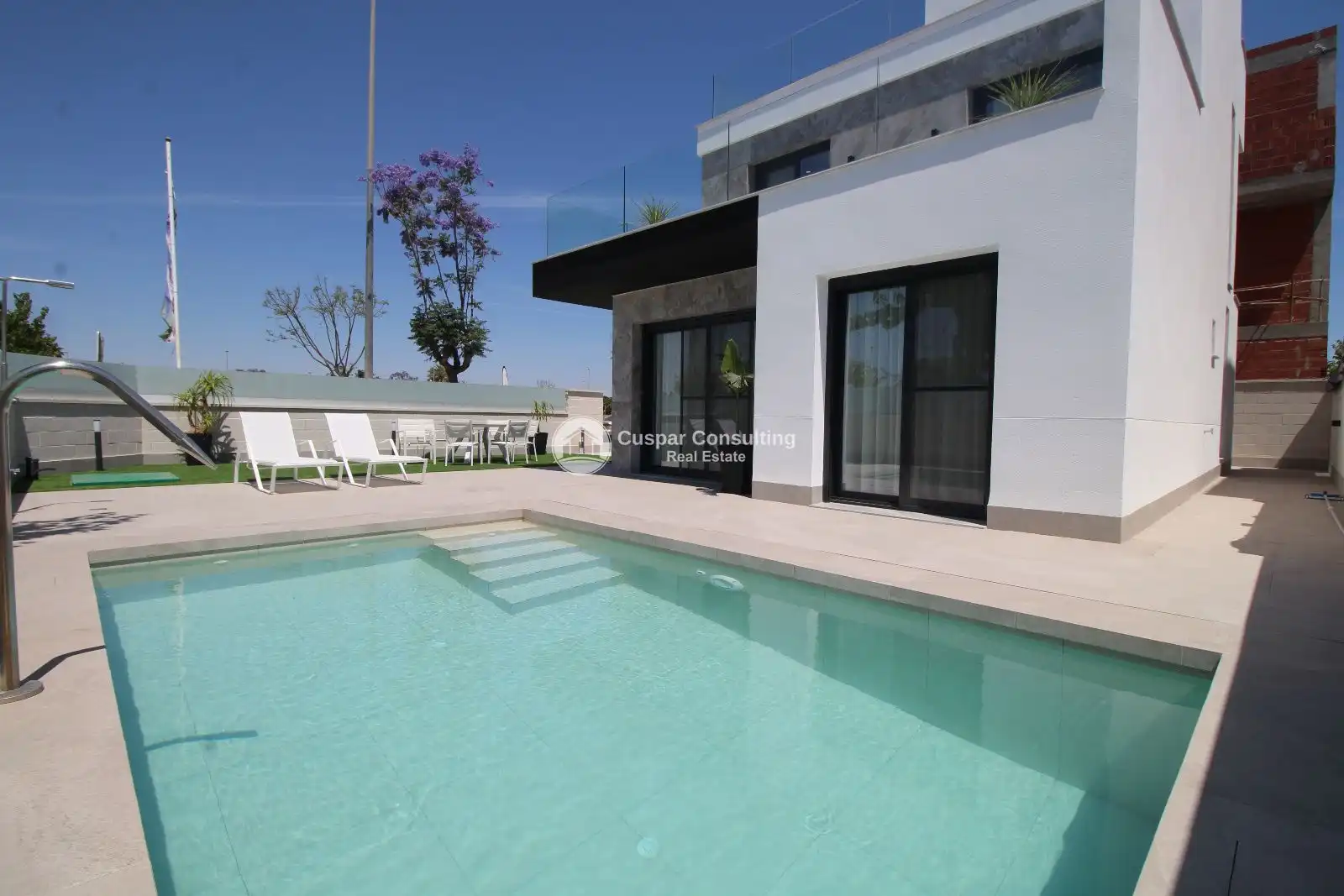 Piscina de Casa o xalet en venda en Pilar de la Horadada amb Aire condicionat, Calefacció i Jardí privat