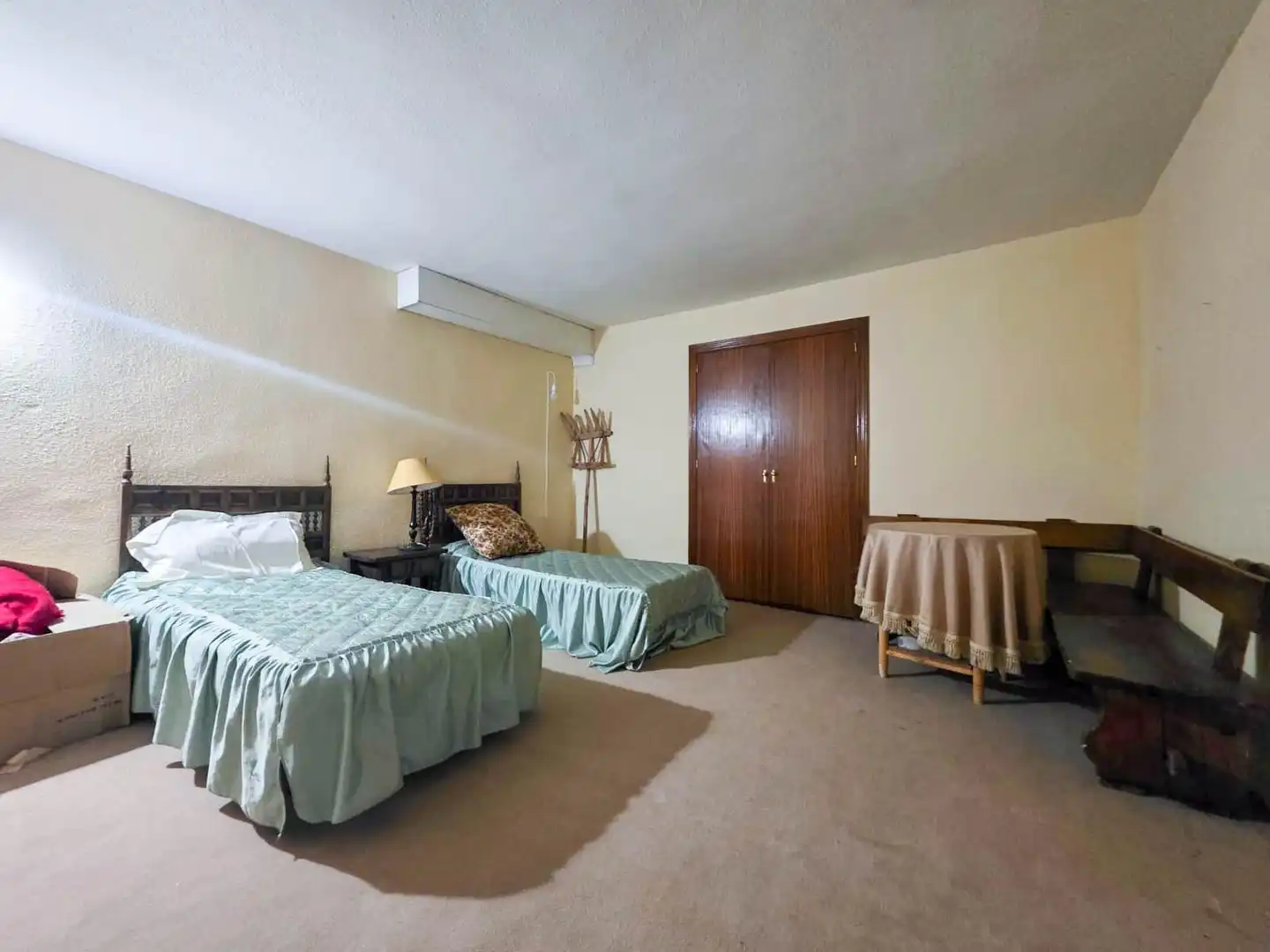 Bedroom of Houses for sale in Valdenuño Fernández