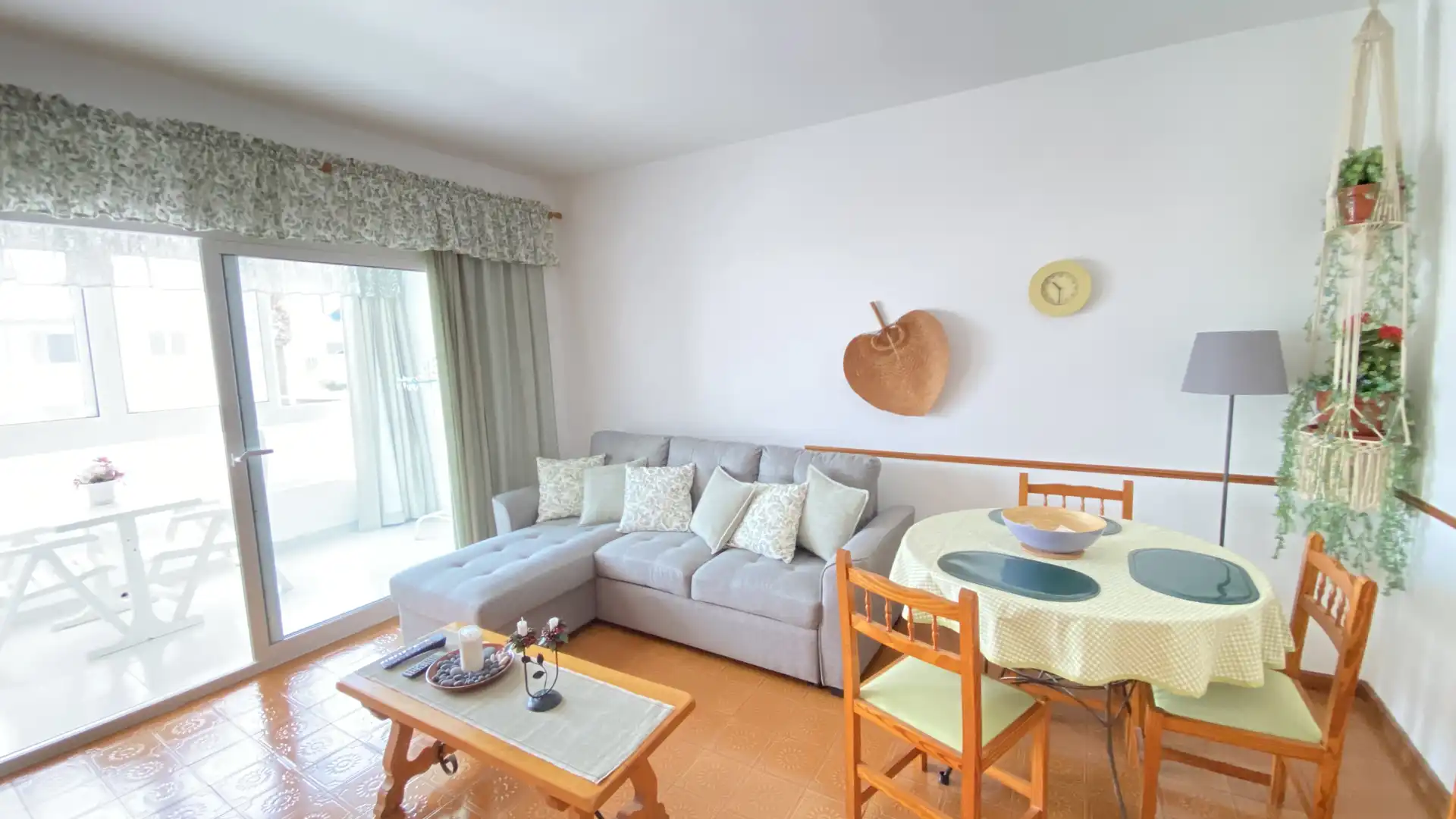 Außenansicht von Wohnung zum Verkauf in Tías mit Terrasse und Möbliert