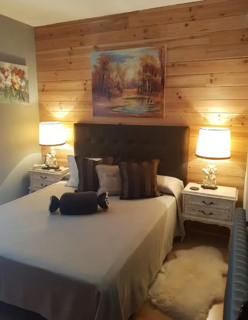 Habitación de Casa o chalet en venta en Navahondilla con Calefacción, Jardín privado y Parquet