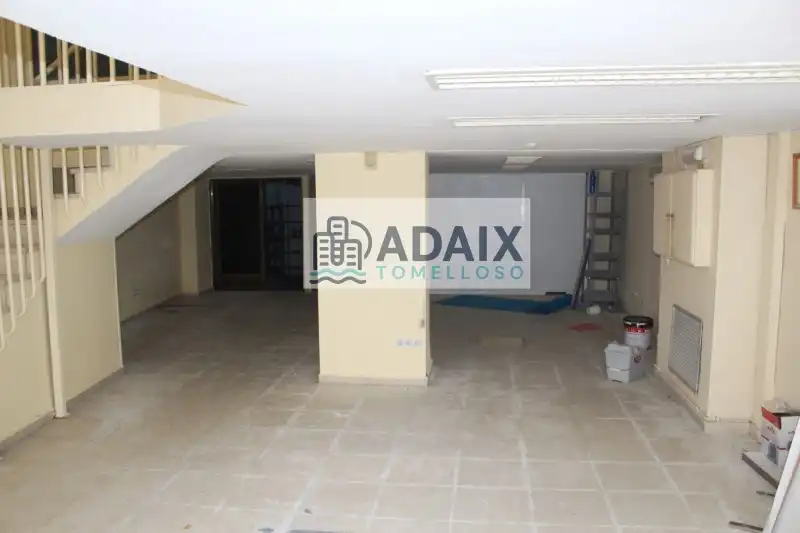 Local comercial de lloguer a Tomelloso, imagen 2