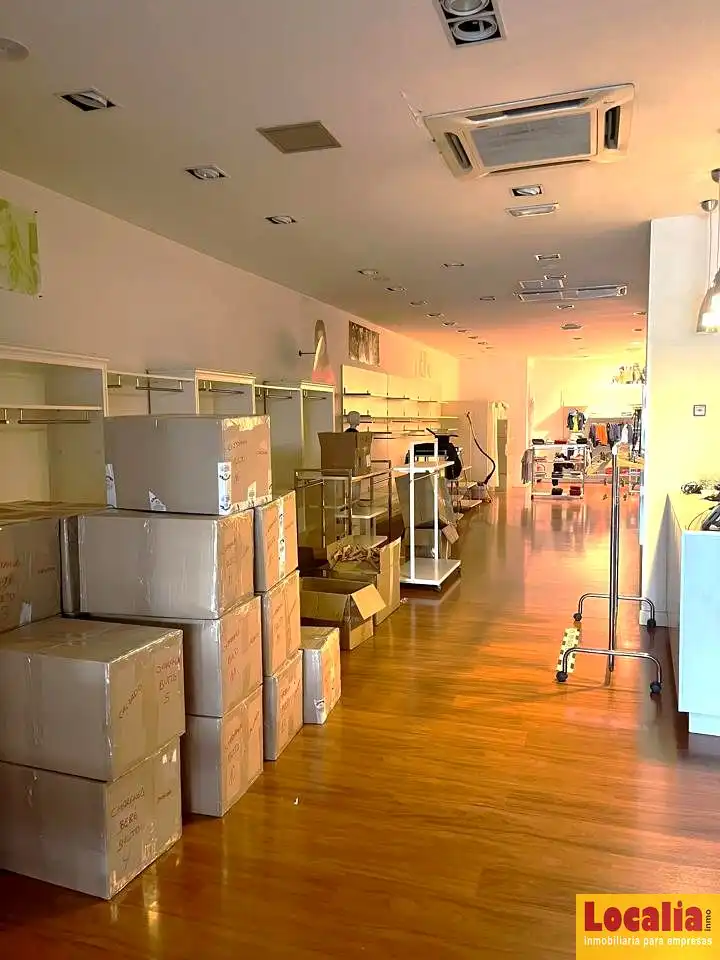 Local comercial en alquiler en Mayor, imagen 9