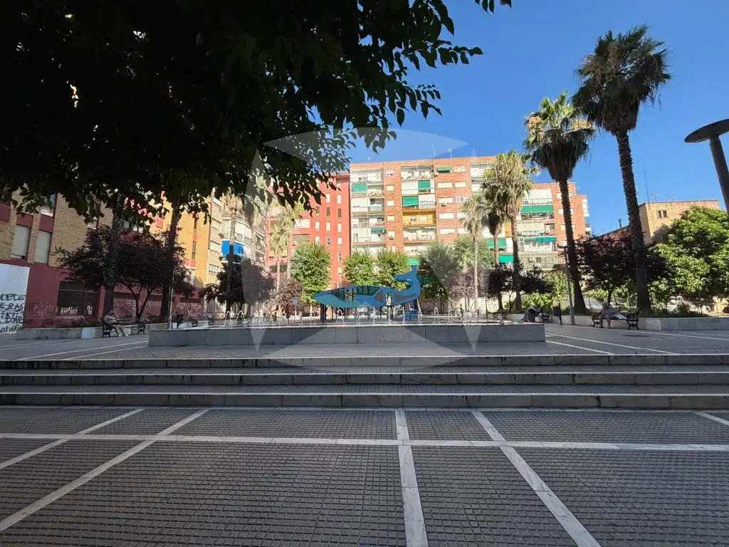 Vista exterior de Local en venda en Badajoz