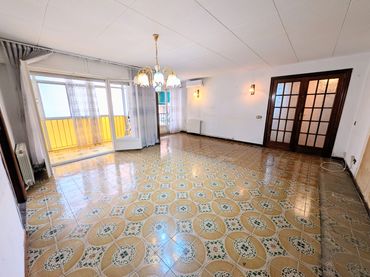 Piso con balcón en venta en Avinguda de Catalunya