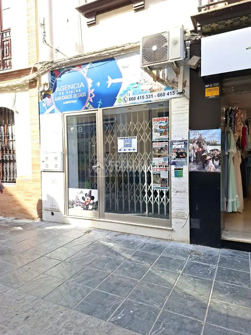 Local comercial en venta en Coria del Río, imagen 2