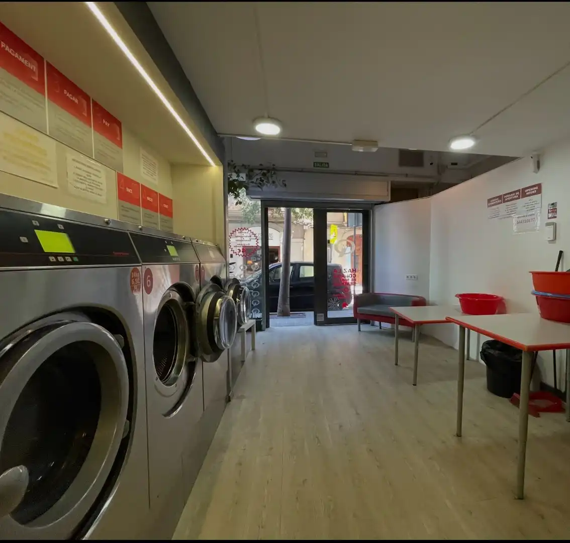 Local comercial en venda a Carrer de Galileu, imagen 18