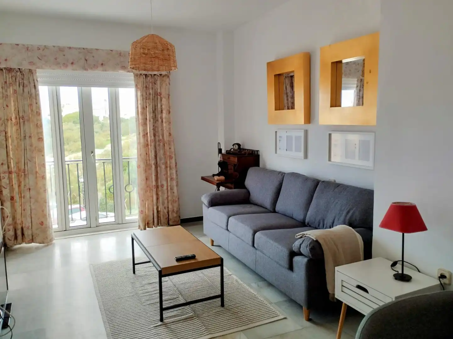 Living room of Attic for rent in El Puerto de Santa María  with Air Conditioner, Heating and Terrace