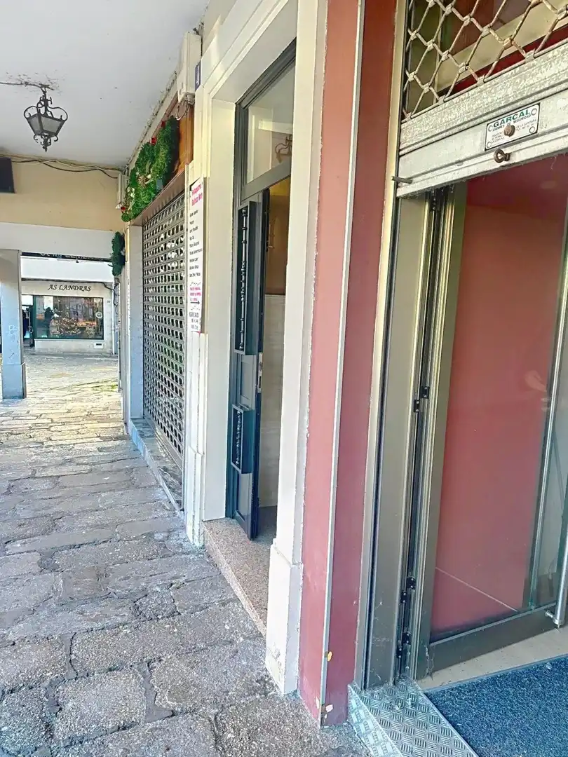 Commercial properties for sale in Pontedeume