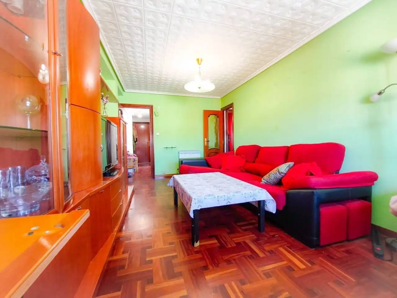 Living room of Apartments for sale in Burgos  with Heating, Parquet flooring and Terrace
