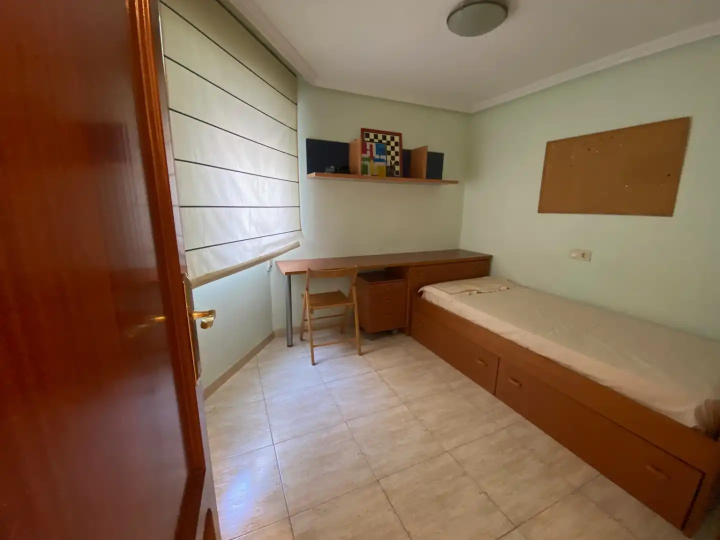 Habitación de Piso de alquiler en Elche / Elx con Aire acondicionado, Amueblado y Horno