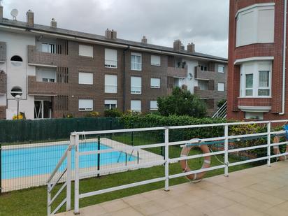 Swimming pool of Flat for sale in Bárcena de Cicero  with Terrace and Balcony