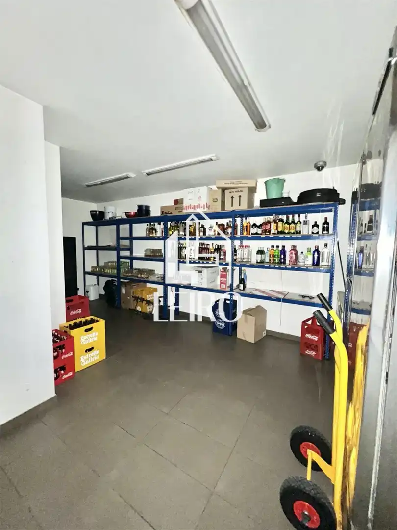 Local en venda en Ribadumia amb Aire condicionat, Calefacció i Moblat